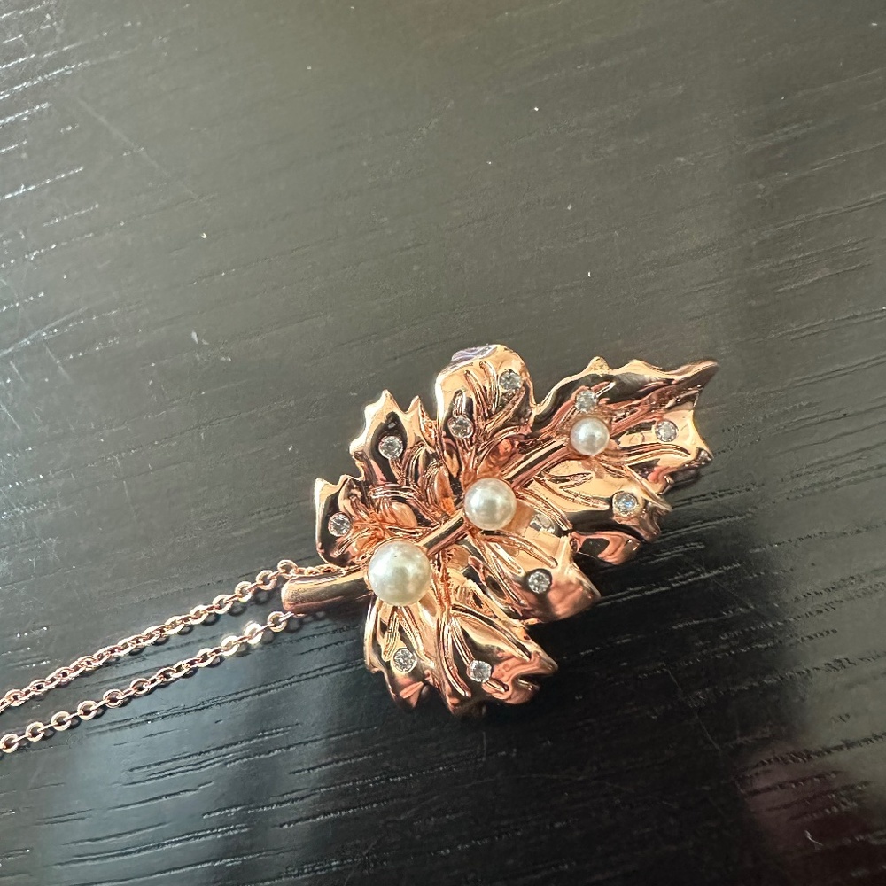 New Rose/Copper Tone Leaf Necklace/Brooch with Rhinestone and Faux Pearls